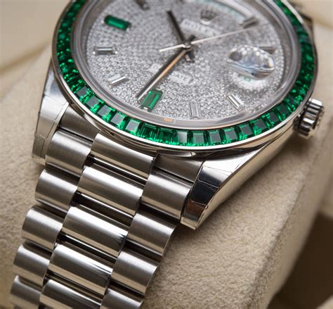 rolex day date platinum green emerald bezel|rolex perpetual day date 40.